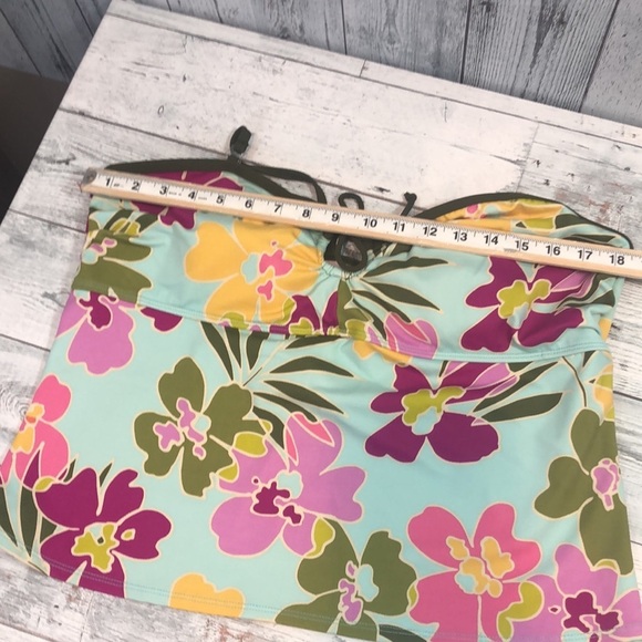 A & H Sportswear Floral Swimsuit Top Extra Large - Picture 7 of 8